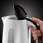 Электрический чайник Russell Hobbs 25070-70 белый