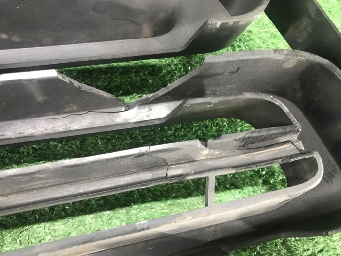 Решетка радиатора Ford Transit 7 (2014-2019)