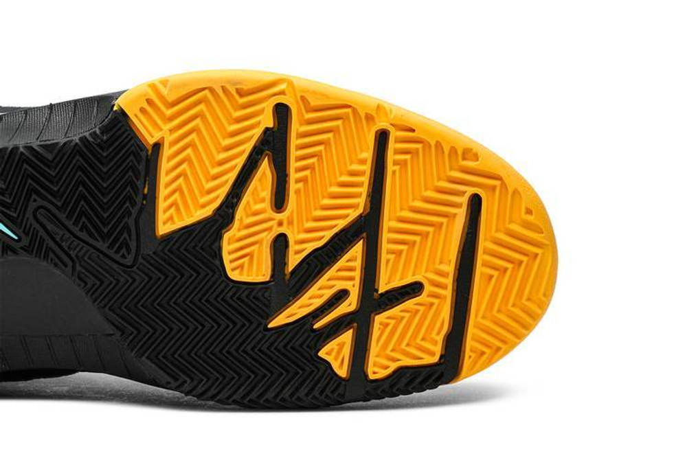 Кроссовки Nike Zoom Kobe 4