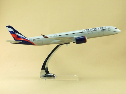 Модель самолета Airbus A350-900 (М1:144, Аэрофлот,RA-73157, П.Чайковский)