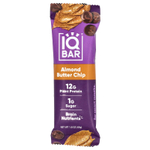 IQBAR, Plant Protein Bar, чипсы из миндального масла, 12 батончиков, по 45 г (1,6 унции)