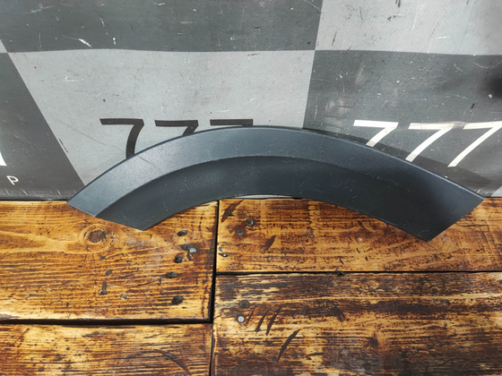 Накладка двери задней правой Volkswagen Taos 20-нв Б/У Оригинал 2GL8549709B9