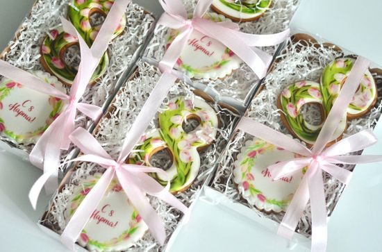 Набор пряников 2-х шт на 8 марта