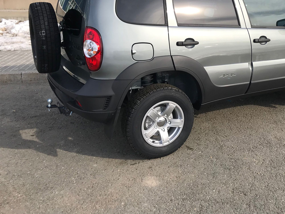 ТСУ /съемный квадрат/ CHEVROLET Niva 2009-20/ LADA Niva 2020-/ LADA NIVA Travel 2021