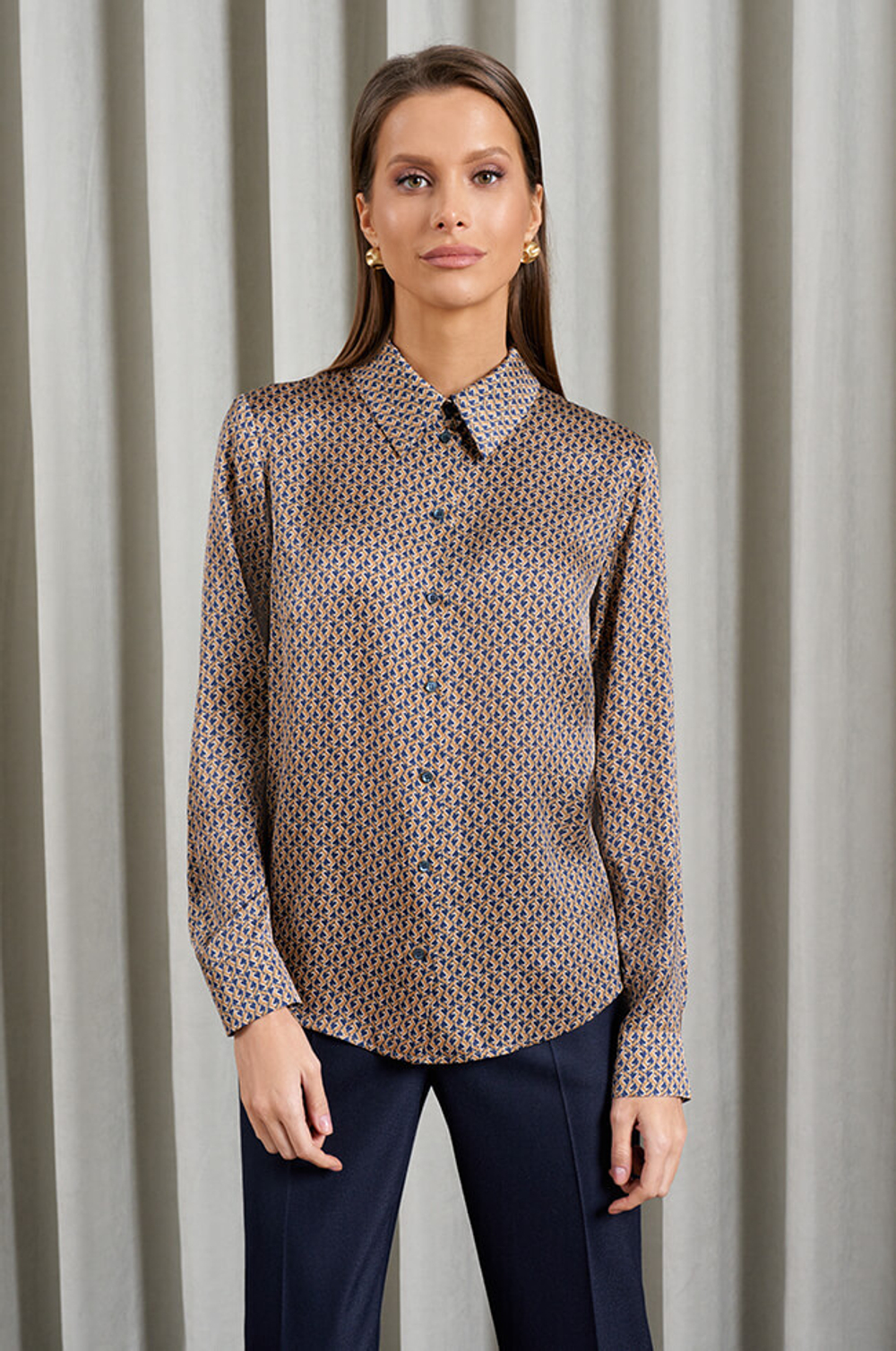 22881 Блузка женская (бежево-синий принт)