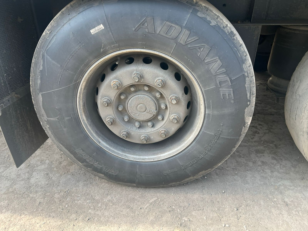 BONUM 9142* Полуприцеп шторный 914296-04 (длина 13,62 м.)