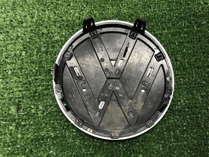 Эмблема решетки радиатора VW Polo 6 (2020-2022)