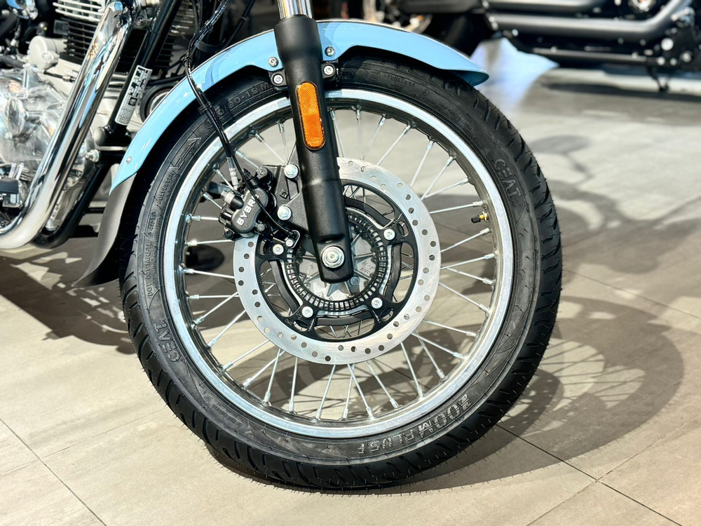 Royal Enfield Meteor 350 Aurora Blue 2024
