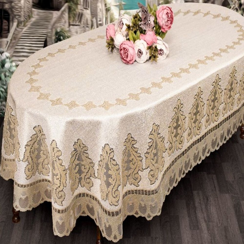 Скатерть жаккардовая овальная, 150*220 см, цвет кремово-золотистый, Польша.