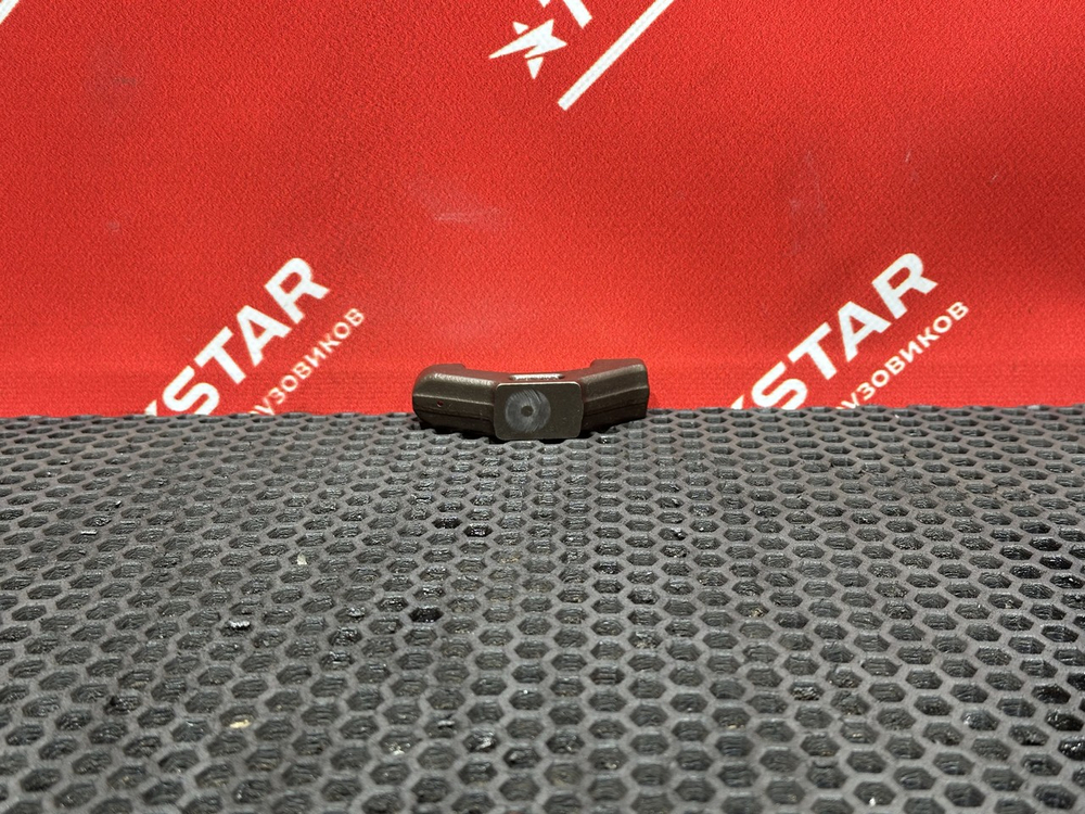 Коромысло клапана