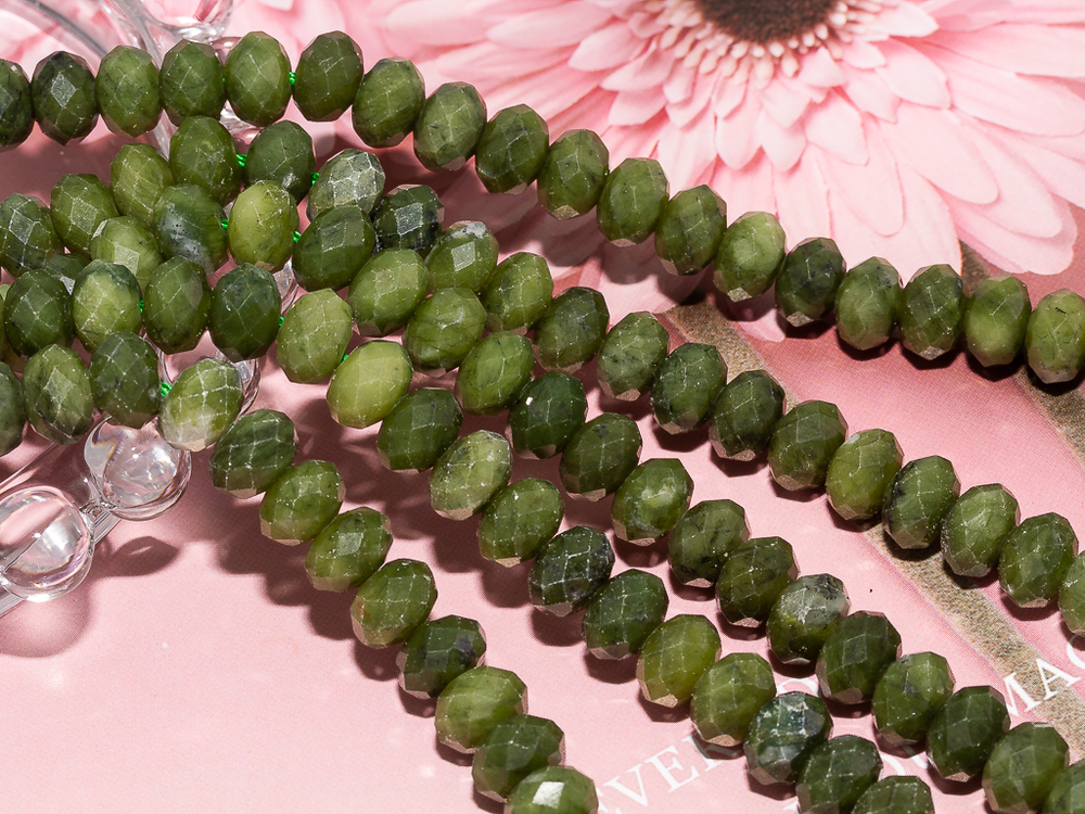 Бусины из нефрита 7,8х5мм, рондель (10шт)