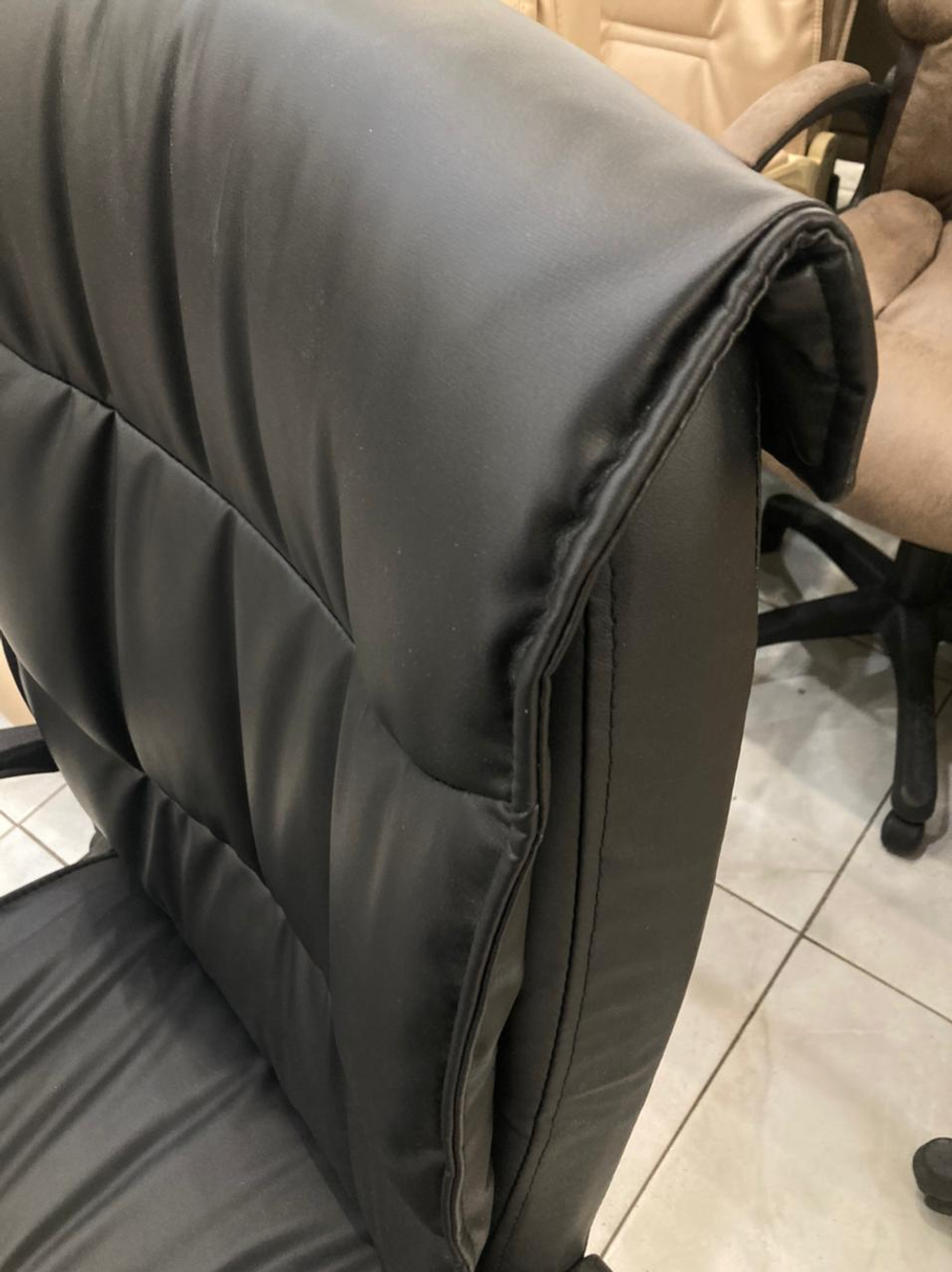 Кресло Фортуна-5 (6) к/з черный Мех качания п Директор (в разборе)