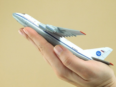 Модель самолета Ан-124-100 (М1:400, ВВС России, RF-82032, Владимир Гладилин)