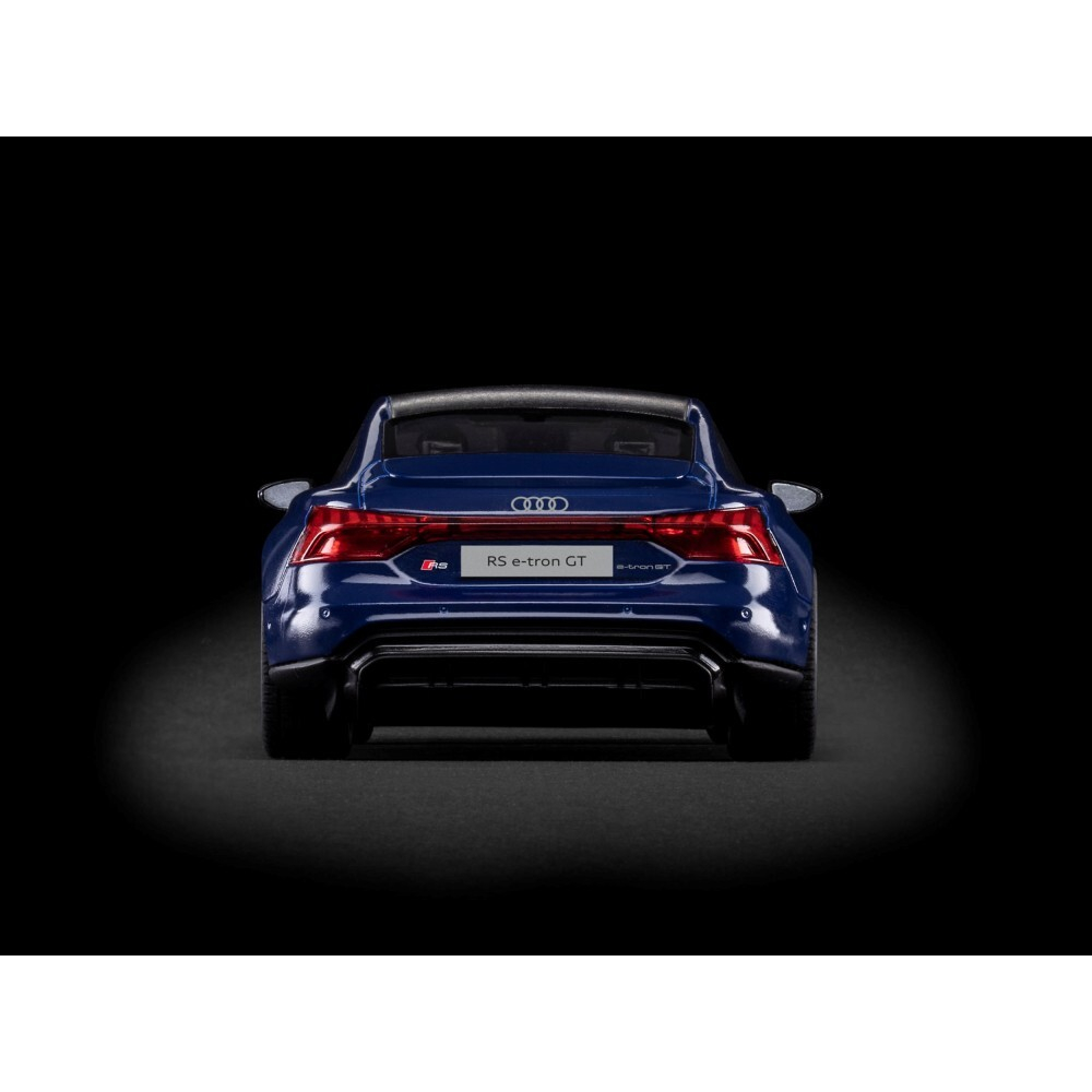 Revell - Адвент-календарь Audi RS e-tron GT 1:24 Автомобиль для самостоятельной сборки 01049 / артикул   01049  / GTIN 4009803010496