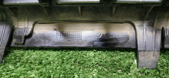 Решетка радиатора правая BMW 5er G30 (2017-2020)