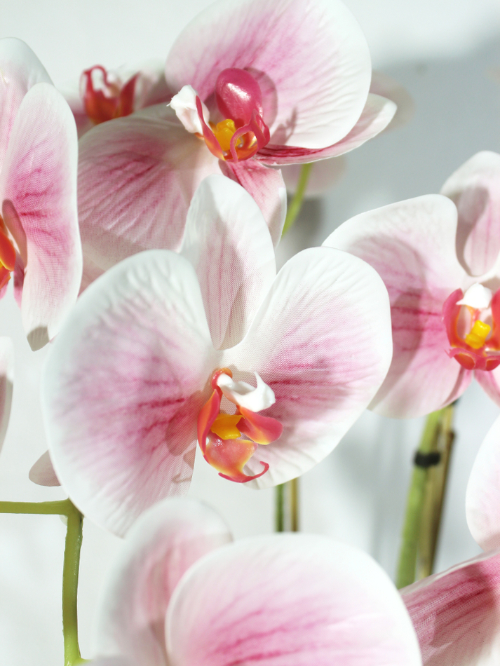 Искусственные розовые Орхидеи 3 ветки в кашпо 65см