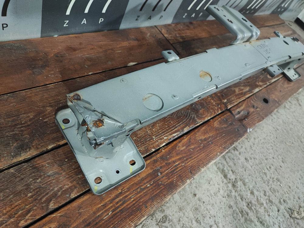 Усилитель переднего бампера Changan UNI-T 20-нв Б/У Оригинал S202F2707010101