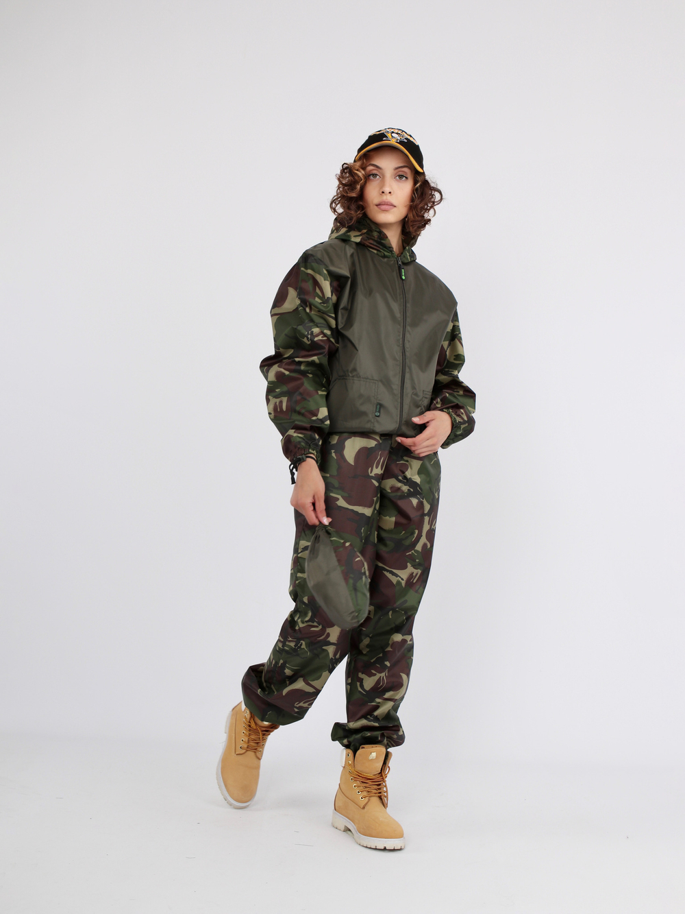 Костюм для активного отдыха Prival Ветровлагозащитный, женский, хаки + кмф Кукла