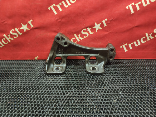 Кронштейн глушителя 2019г