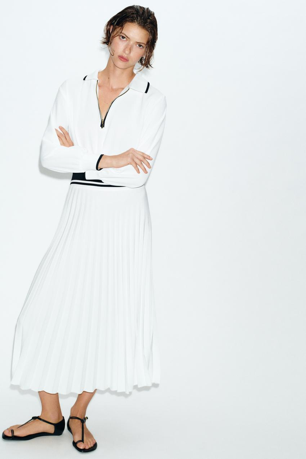 ZARA ПЛАТЬЕ МИДИ С ПЛИССИРОВКОЙ И КОНТРАСТНЫМИ ДЕТАЛЯМИ, БЕЛЫЙ