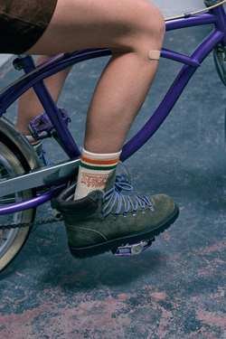 PULL&BEAR Носки с надписью "Stranger Things", зеленый