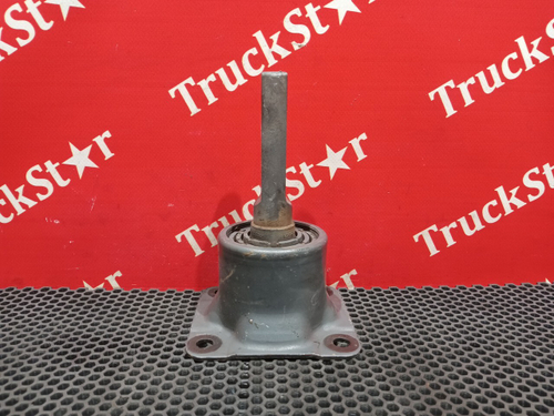 Кронштейн ящика АКБ 2018г