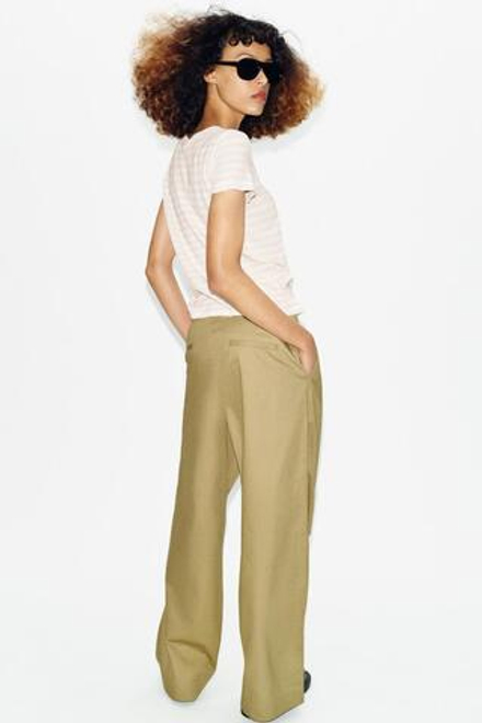 ZARA ФУТБОЛКА ИЗ ХЛОПКА И ЛЬНА С КОРОТКИМИ РУКАВАМИ, ПОЛОСКИ