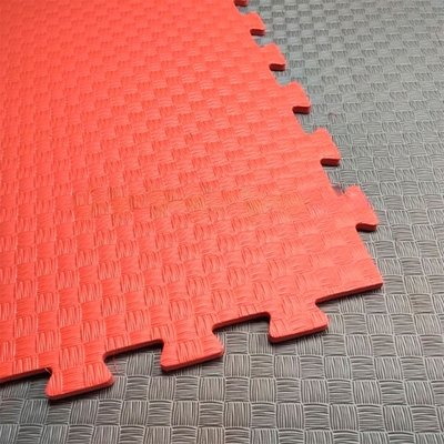 Мягкий пол 1000x1000x10 мм 35-40 шор