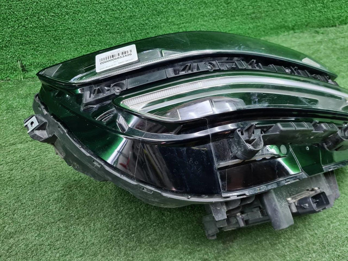 Фара правая Genesis GV80 (2020-2023) LED