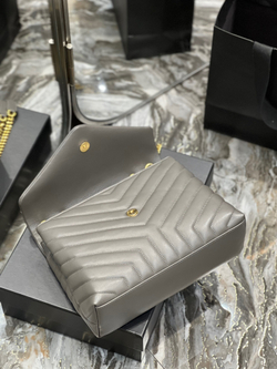 Saint Laurent Loulou 32 cm