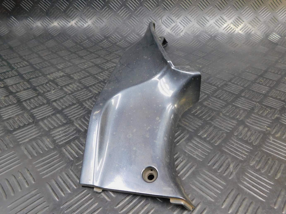 Пластик бака правый Kawasaki ZZR 400 98 052985