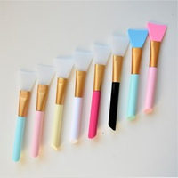 Кисть силиконовая широкая, 3см (цвет в ассортименте)