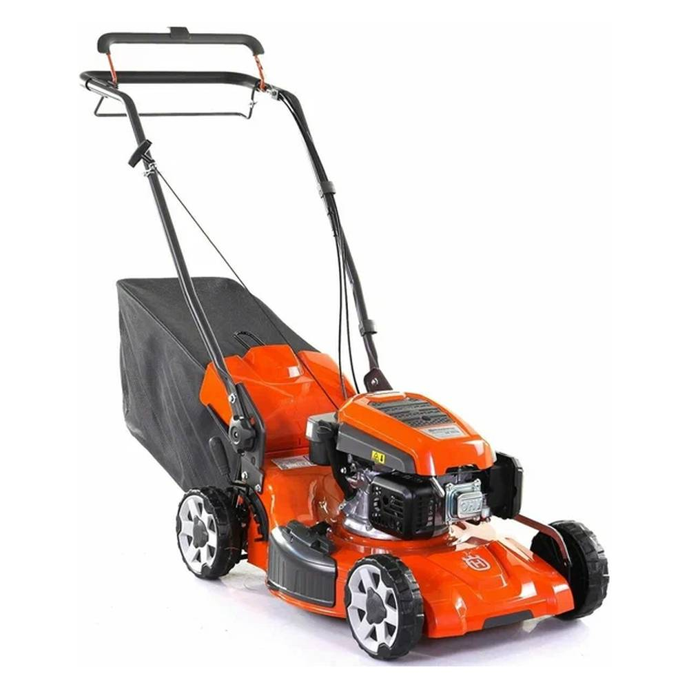 Бензиновая газонокосилка Husqvarna LC 151S