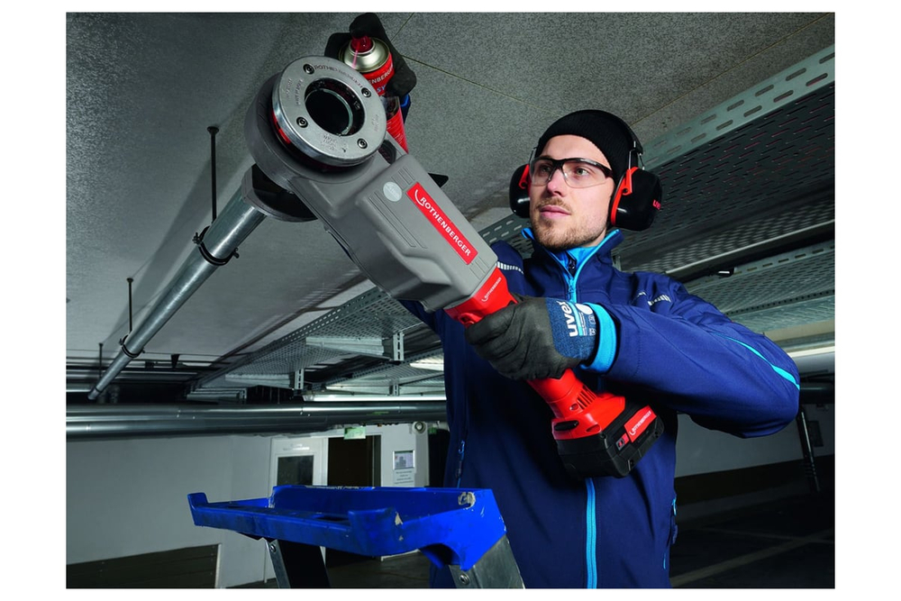 Аккумуляторный резьбонарезной клупп Rothenberger SUPERTRONIC 2000 E, комплект D 1/2 - 2"