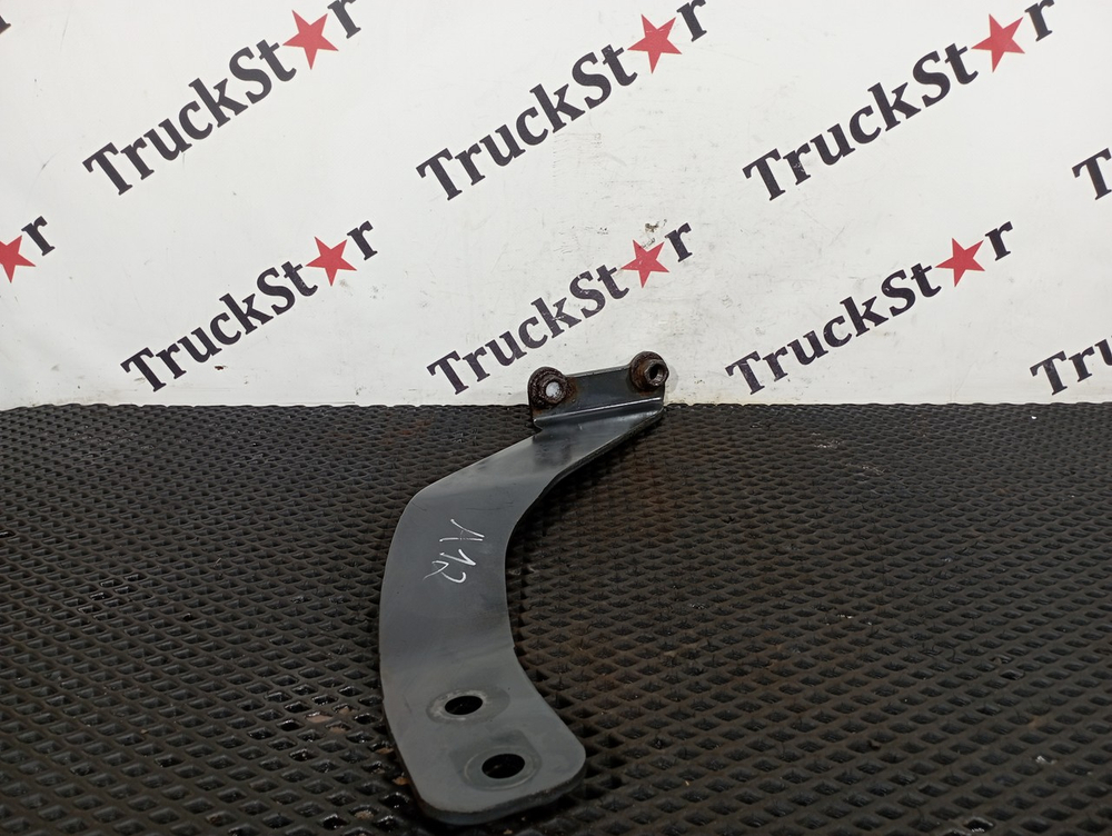 Кронштейн кабины