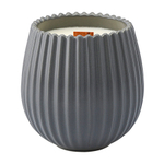 Свеча ароматическая с деревянным фитилём spicy snowflakes из коллекции edge, серый, 60 ч