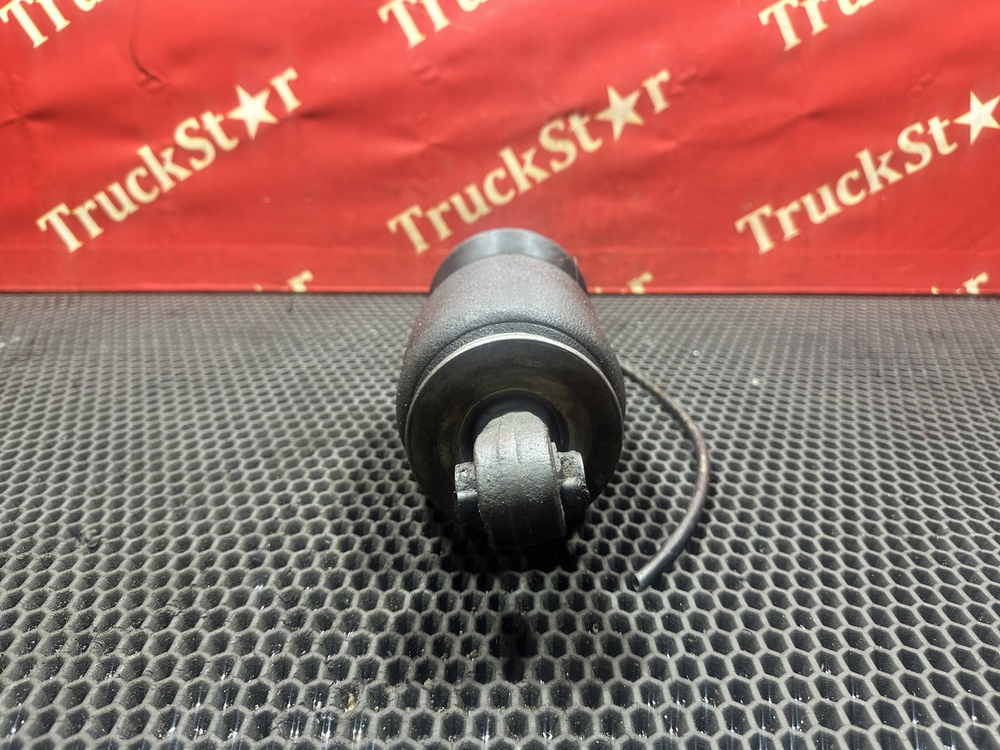 Подушка кабины задняя