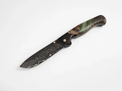 Складной нож "Таежник", ламинированная сталь, рукоять черный граб/орех/зеленый акрил