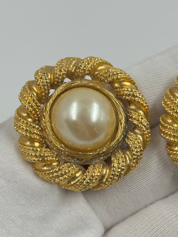 Крупные клипсы с «жемчугом»