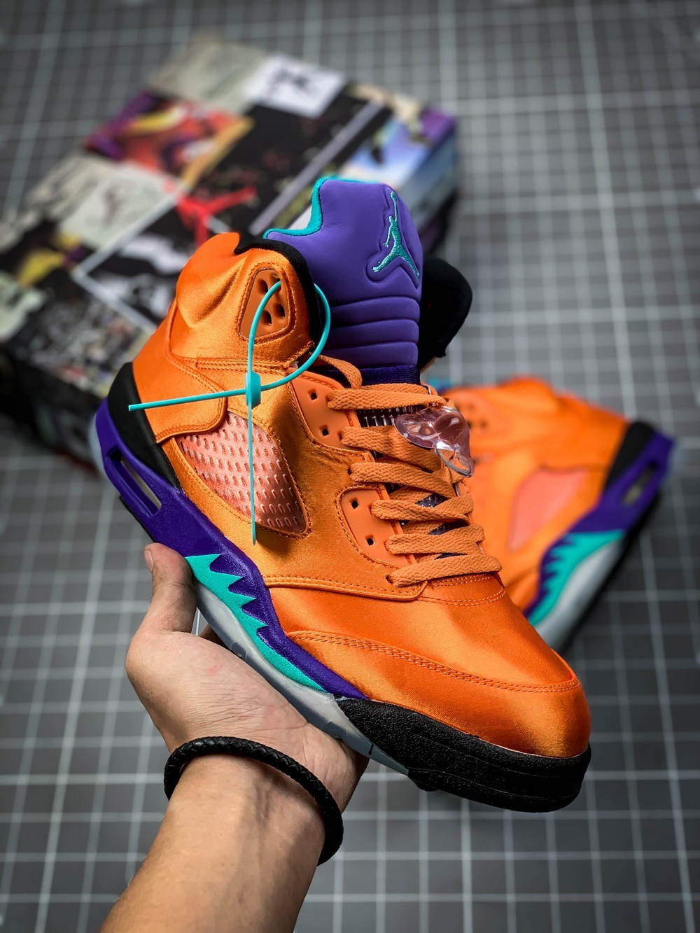 AIR JORDAN 5 RETRO ORANGE/BLACK/PURPLE