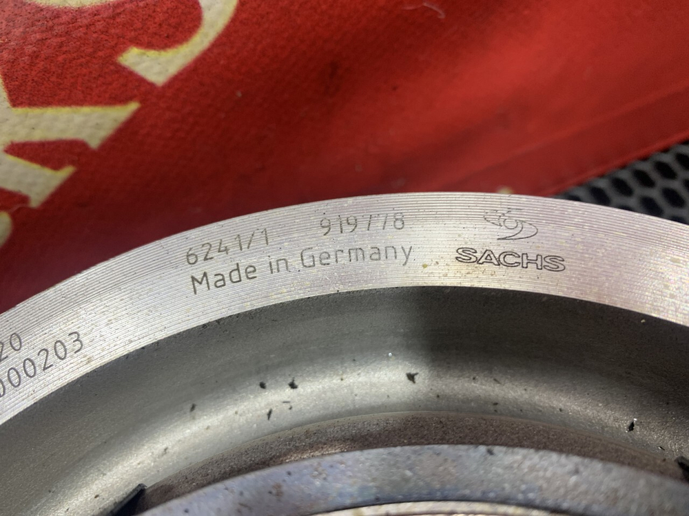 Выжимной подшипник сцепления АКПП 2023г