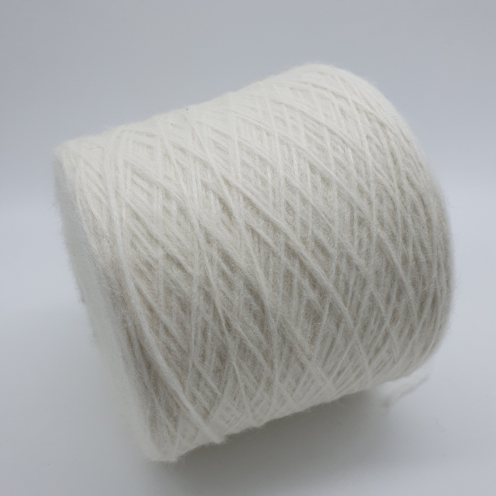 Пряжа The Royal Collection Babysoft 3.8 (Альпака 46% Меринос 20% полиамид 34%) 380 м/100 гр, белый