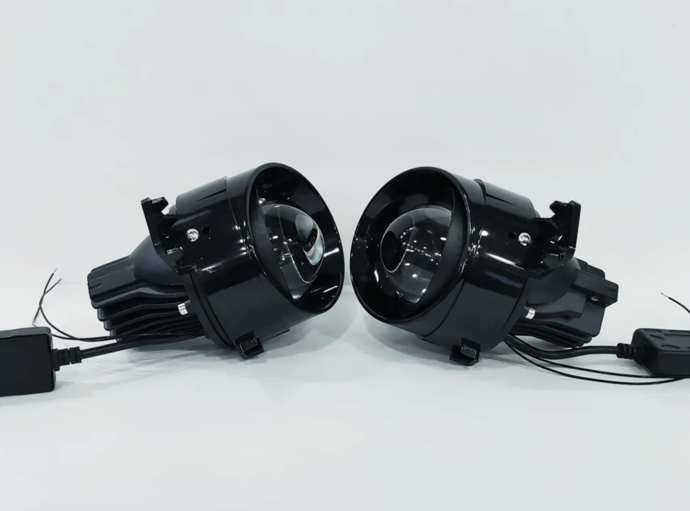 WD012 (PRO) / ПТФ с линзами (ближний, дальний) для Nissan, Infiniti, Renault, светодиодные противотуманные фары (2 шт. / комплект)