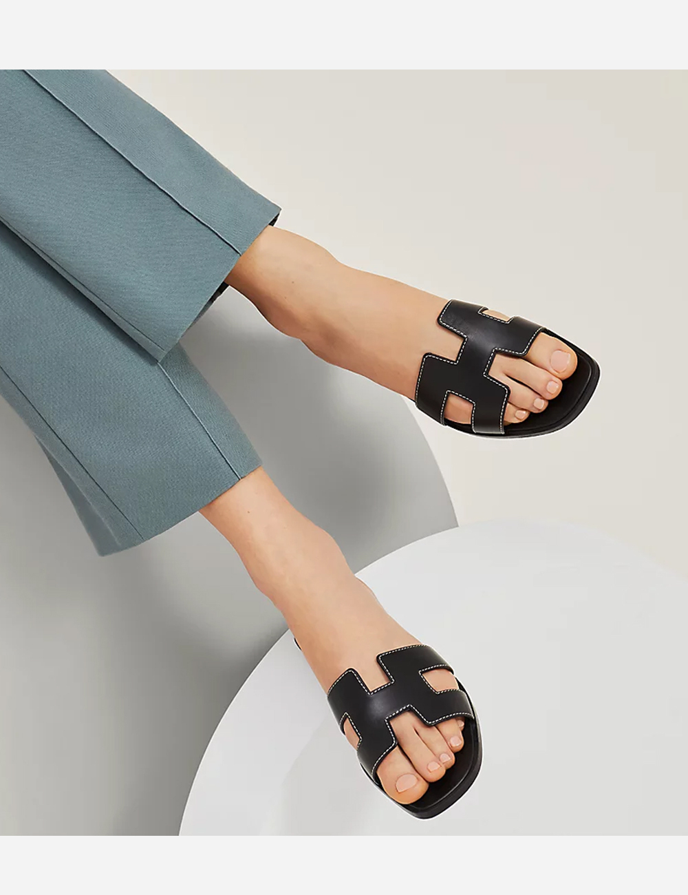 Hermes Oran Sandal Noir (H021056Z-01340)