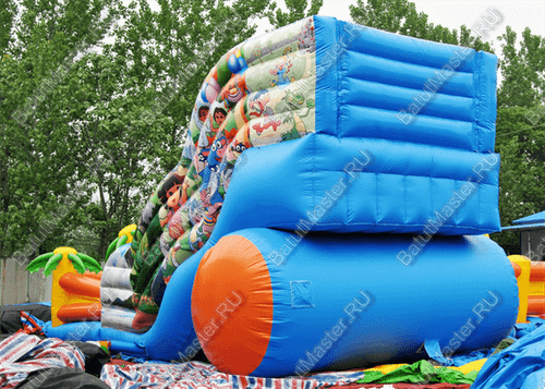 Большая надувная горка "Братство пиратов с роботом" 12*12*7 м