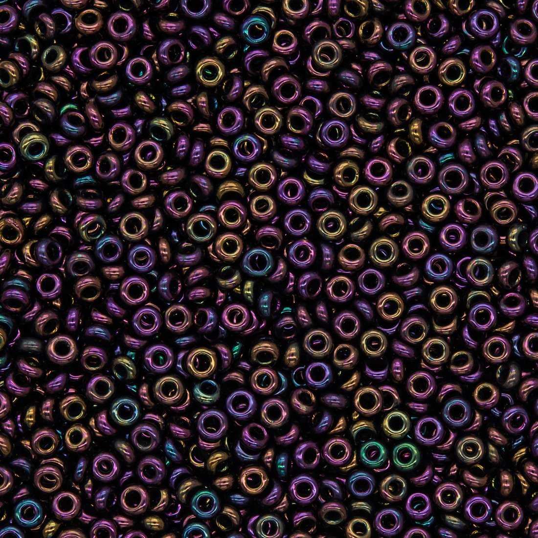 Японский бисер TOHO Demi 11/0 (№85), металлизированный, непрозрачный глянцевый