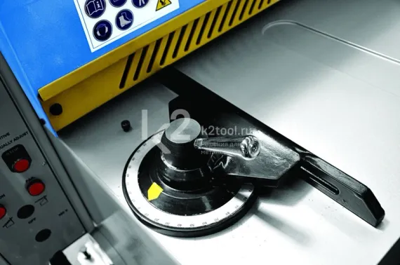 Электромеханическая гильотина Inanlar IMS 3060x2