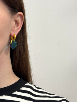 Серьги с подвесками в виде сердец Givenchy