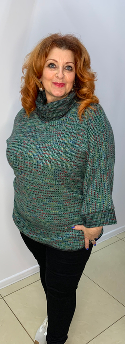 Меланжевый  джемпер с кармашками и хомутом