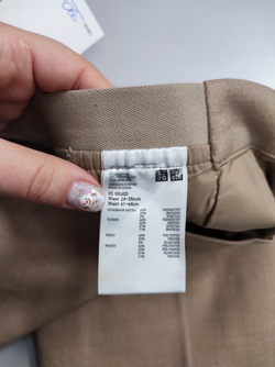 Брюки Uniqlo светлые 42 размер